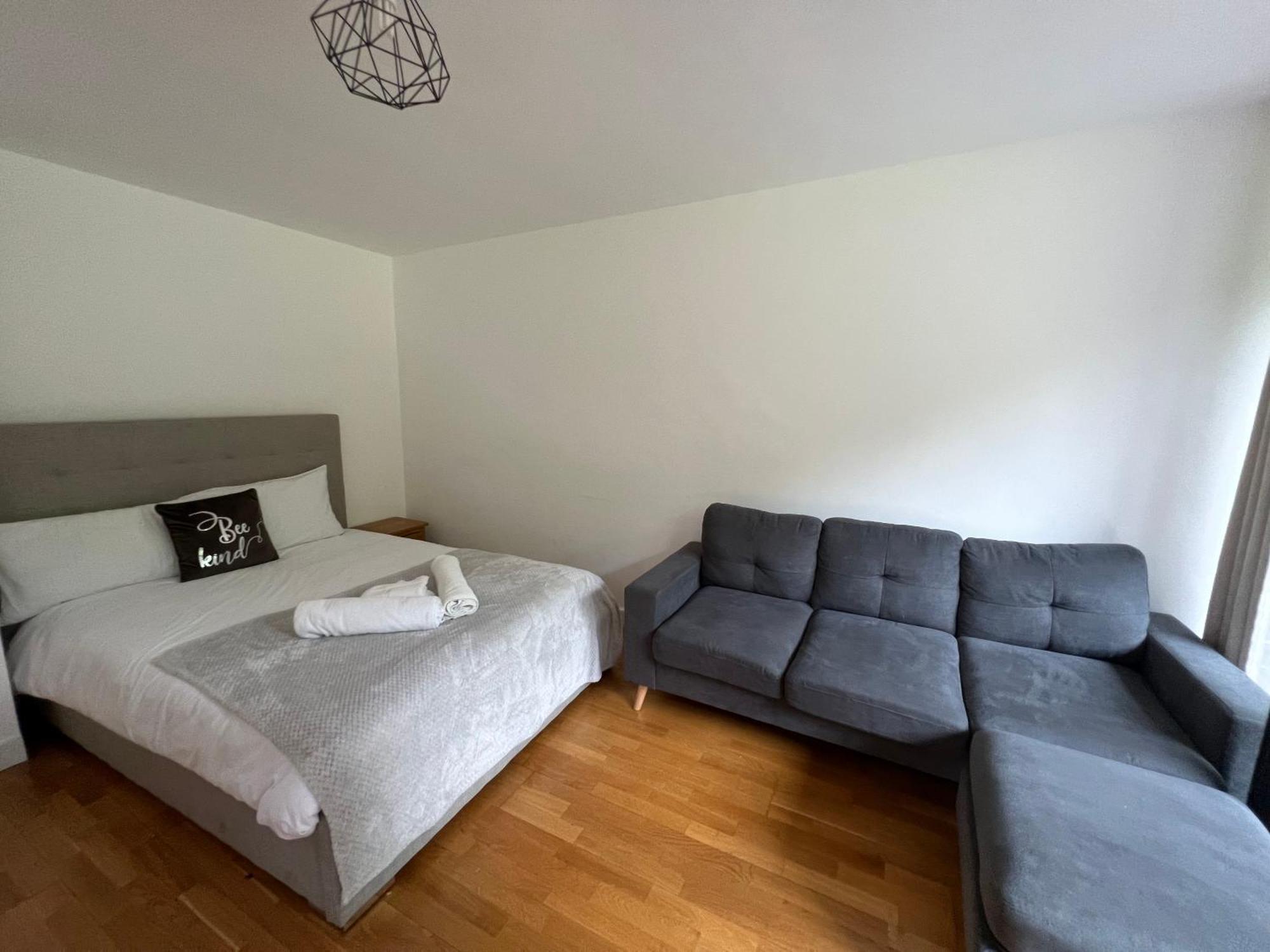 Entire Flat In Euston-Kings Cross Apartment Лондон Екстериор снимка