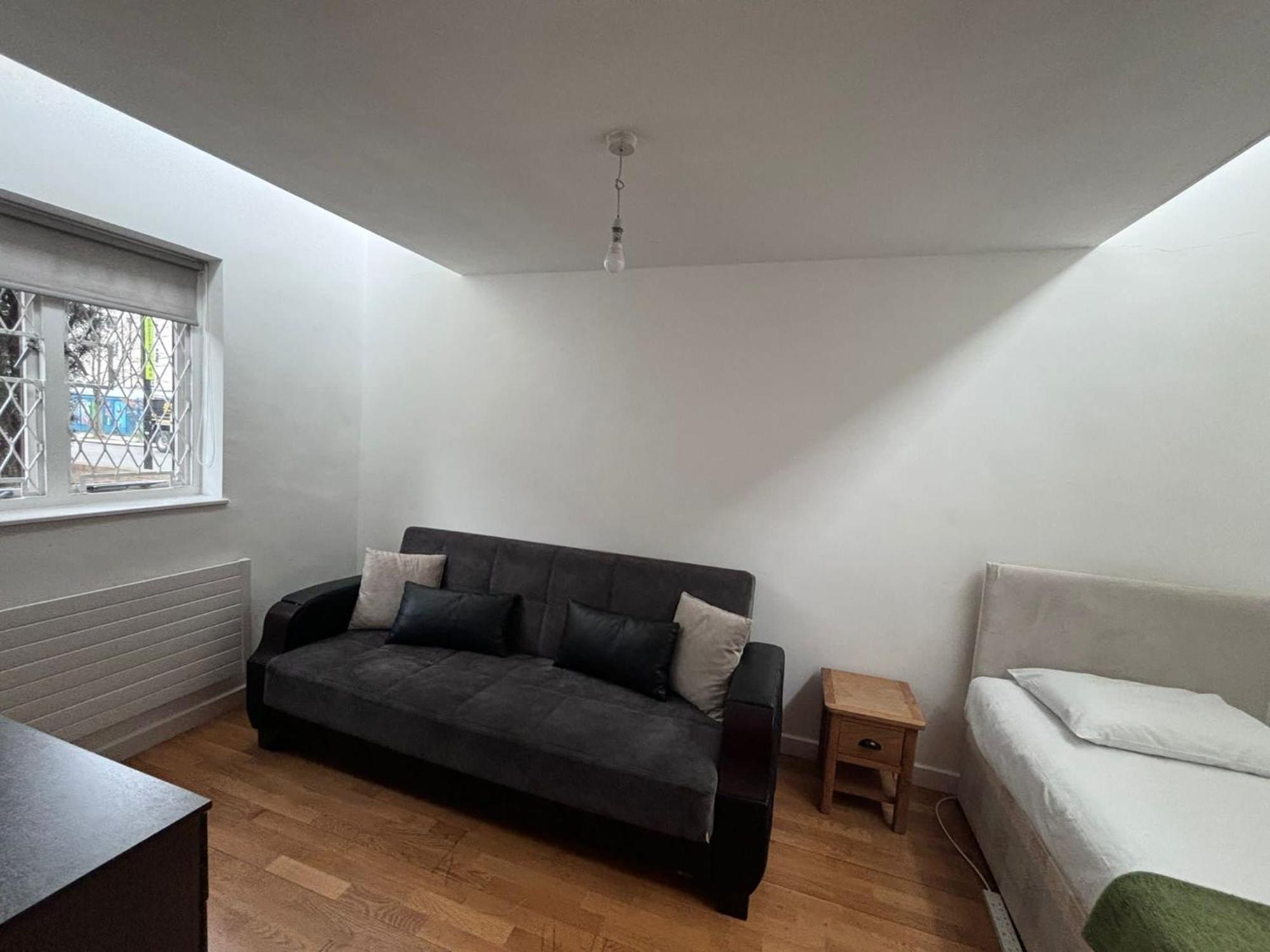 Entire Flat In Euston-Kings Cross Apartment Лондон Екстериор снимка